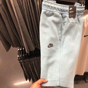 Nike tech fleece shorts